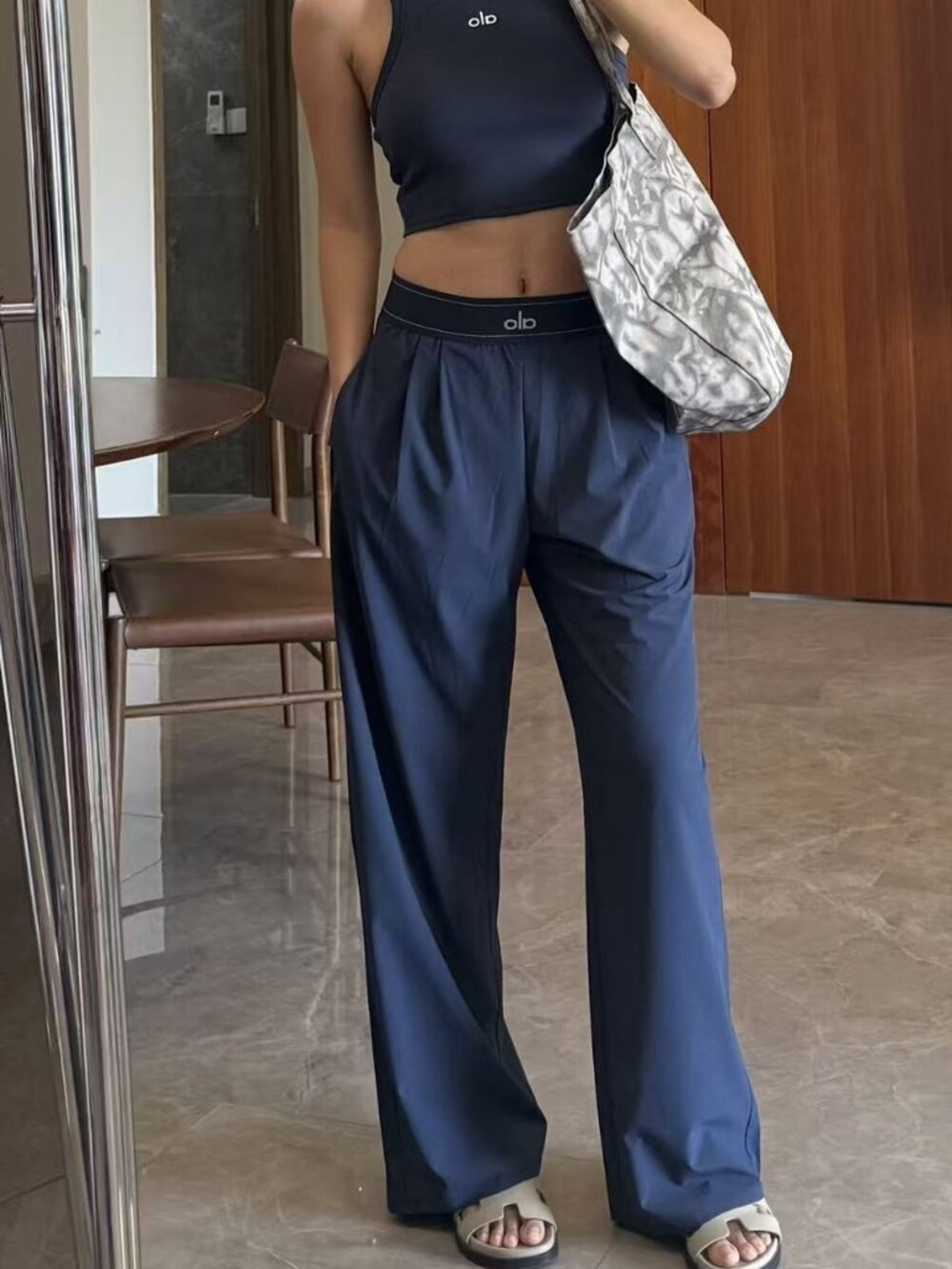 🕶Alo Yoga Suit Up Trouser Navy Blue Regular 30-inch Inner Seam Length 🖤